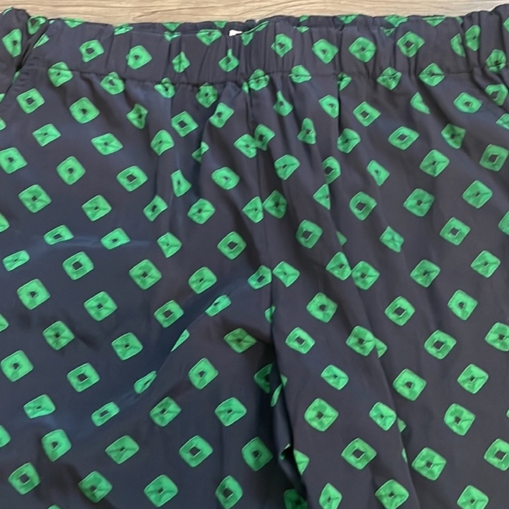 Michael Kors Palmetto Green Print Joggers NWT Size 10 - Picture 10 of 13